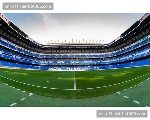 伯纳乌球场确认完成草皮更换，以最佳状态迎接欧冠关键战