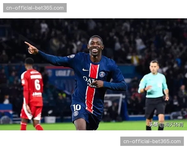 巴黎圣日耳曼2-0尼斯继续领跑,登贝莱、埃梅里各入一球 巴黎圣日耳曼2-0尼斯继续领跑,登贝莱、埃梅里各入一球