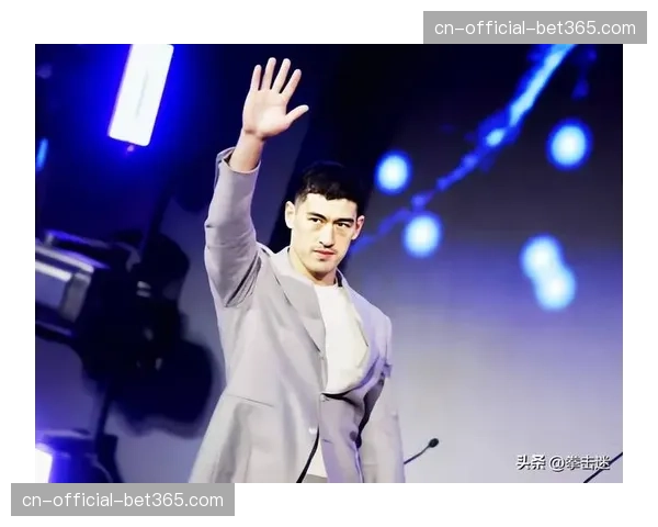 拳坛世纪大战预测：阿瓦雷兹与贝特比耶夫的超中量级统一战赔率接近